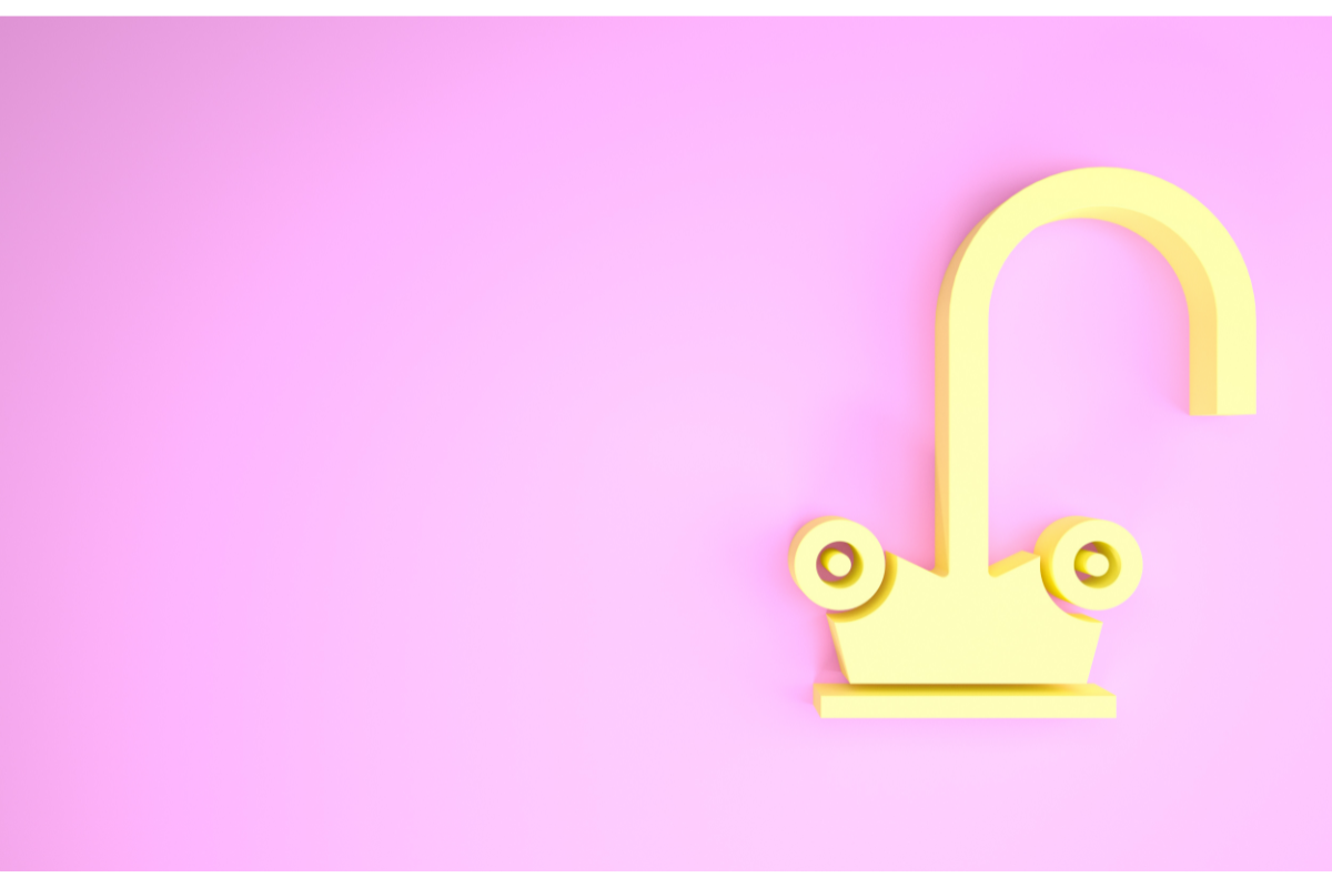 un robinet sur fond rose