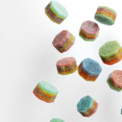 l'image représente les nourished gummies upsa personnalisées 7 en 1 vegan