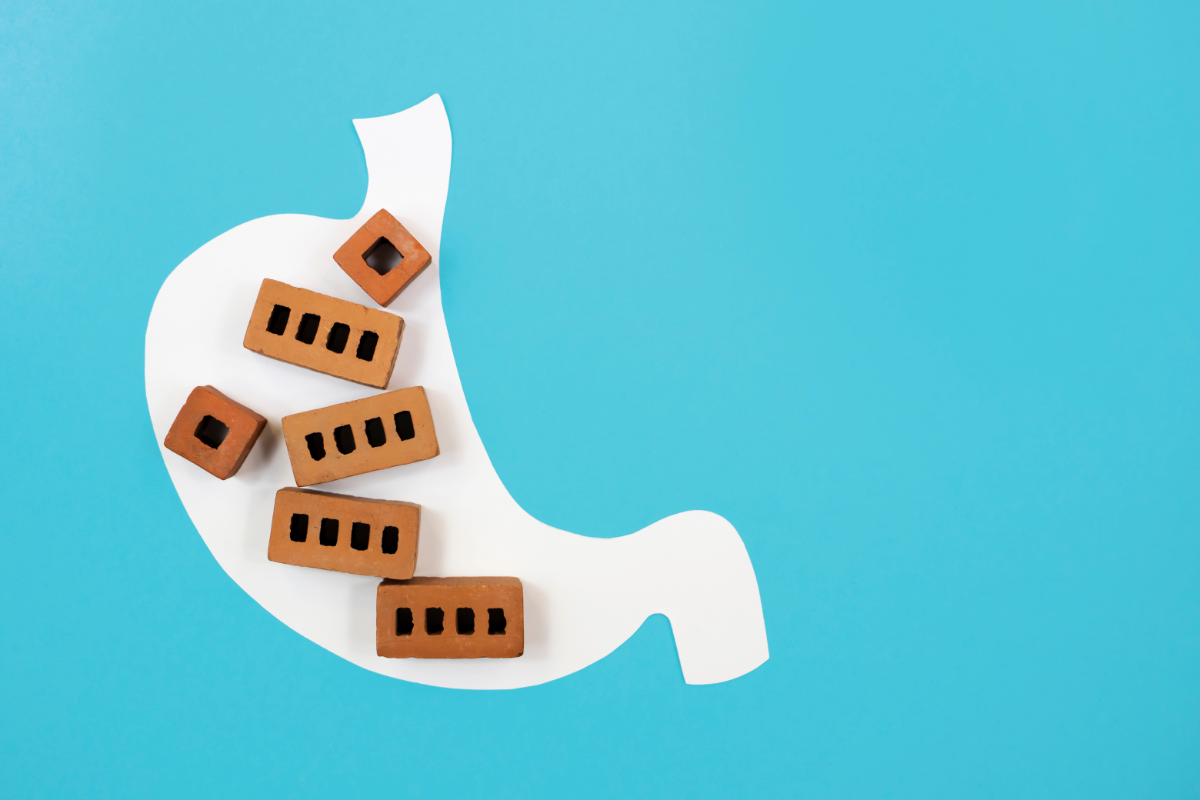 l'image représente un système digestif encombré, nécessitant l'utilisation de carbolevure pour soulager les ballonnements intestinaux, la diarrhée et la digestion difficile.