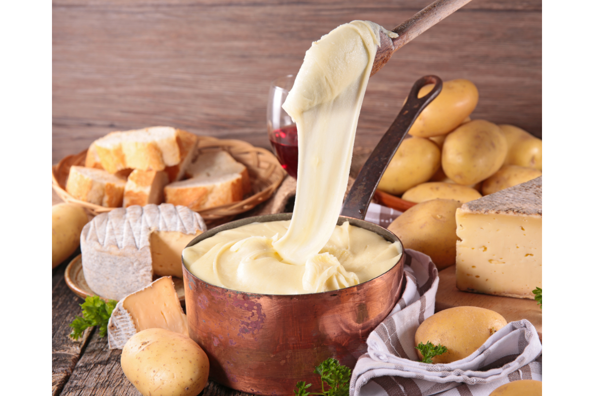 plateau pour une fondue savoyarde